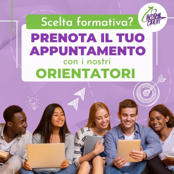 Immagine con ragazzi che guardano siti web
