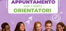Immagine con ragazzi che guardano siti web